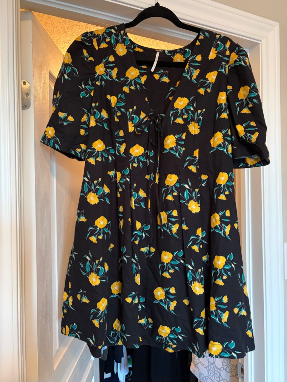 Free People Adelle Floral Tunic Mini Dress with Puff Sleeves Size Large - Picture 6 of 7
